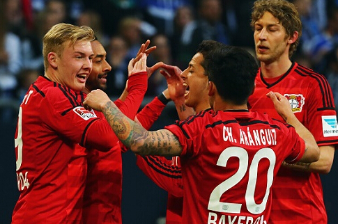 程中备受瞩 程中备受瞩