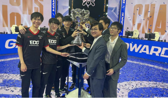 围绕先锋与 围绕先锋与